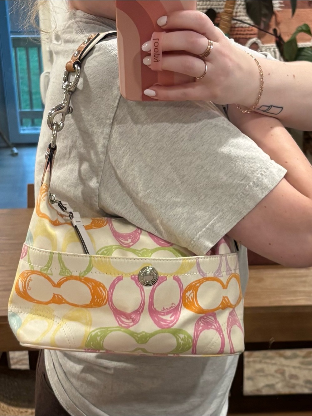 Coach Y2K Shoulder Bag Pastel Tan Leather Scribble Hamptons Hobo Purse - Picture 11 of 11